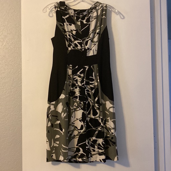 Great dress - Picture 4 of 5